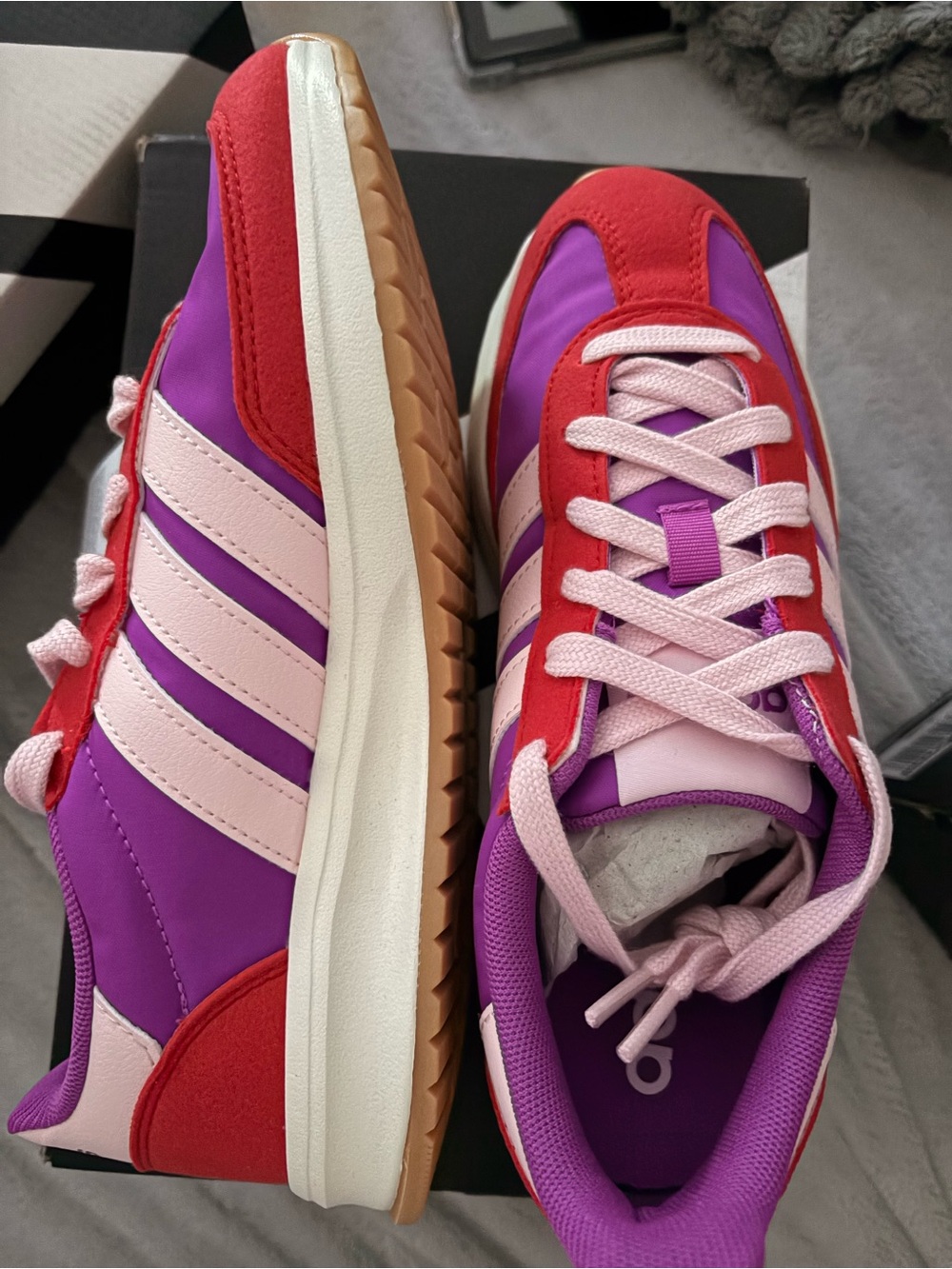 Adidas Run 70s 2.0 J Pink Purple Sneakers NWT Youth Size 4/5